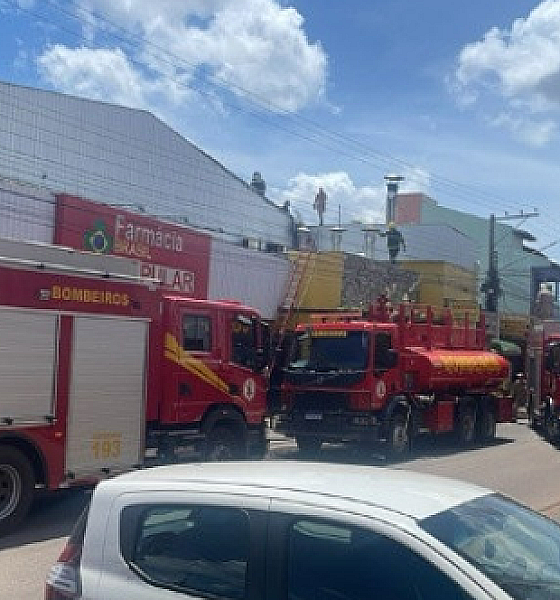 Incêndio de grandes proporções atinge restaurante em Várzea Grande