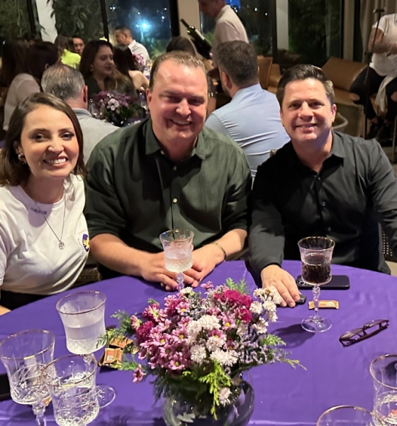 Cantora Gospel Adrya Almeida é Pré-Candidata a Vereadora pelo PSB em Cuiabá