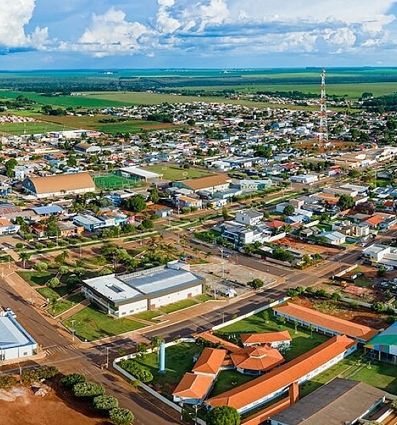 Prefeitura em MT lança três editais de concurso público com 70 vagas e salários de até R$ 12,6 mil