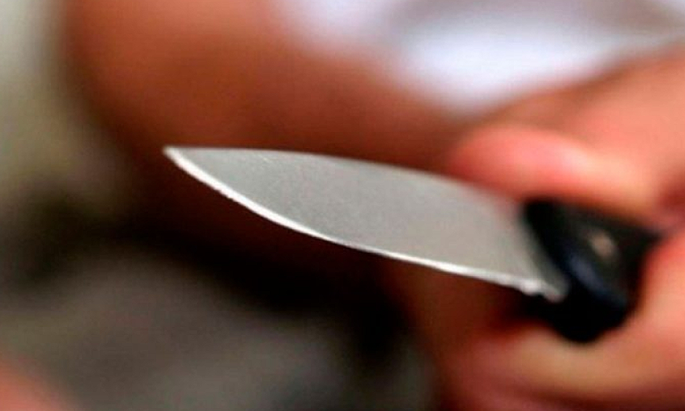 Homem é esfaqueado após briga em bar em Sapezal