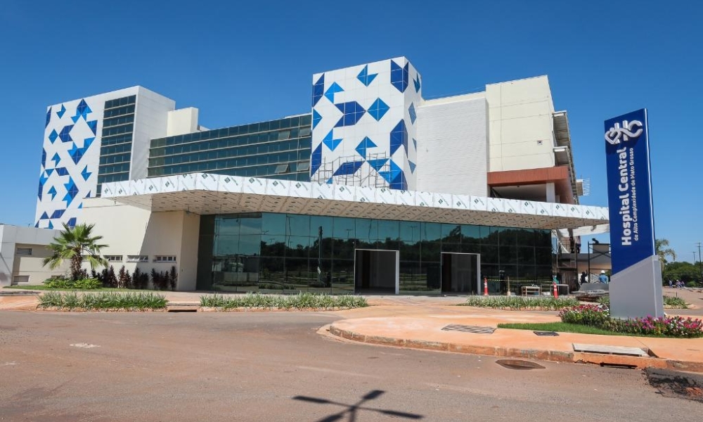 Governo de MT apresenta a deputados estaduais como Hospital Central irá funcionar