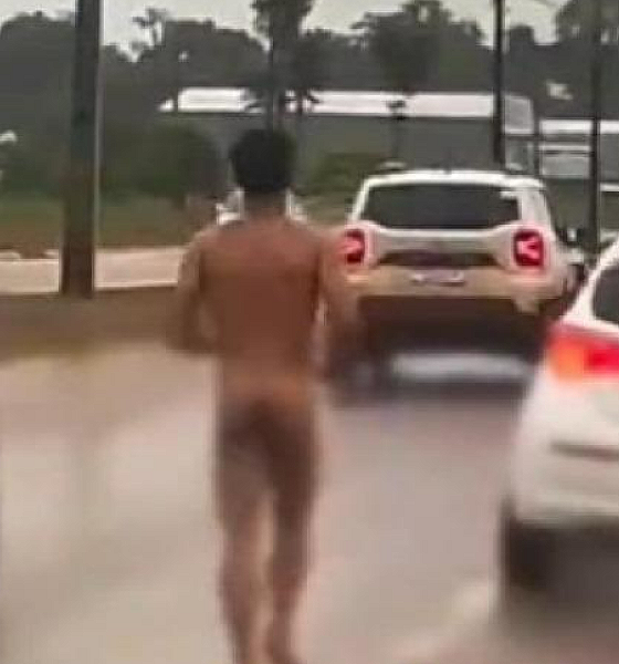 Homem é flagrado correndo nu pelas ruas de Sinop