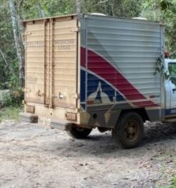 Menina de 17 anos é morta a tiros dentro de banheiro de casa