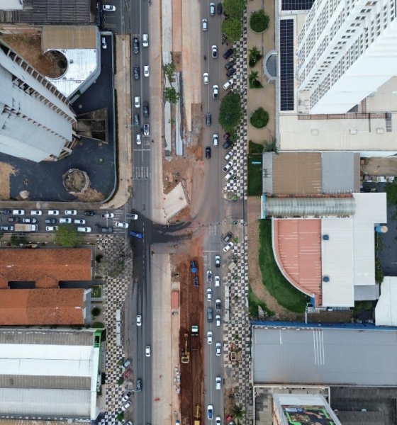 Cruzamento na avenida do CPA será interditado para concretagem de pistas do BRT