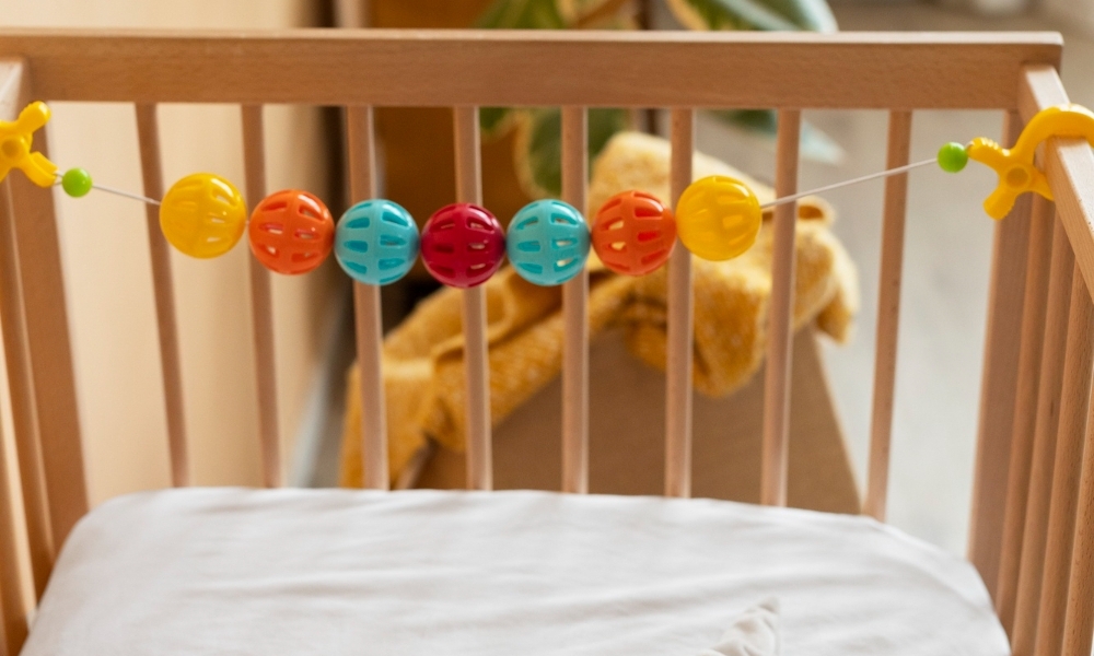 Bebê de 3 meses morre em abrigo de Várzea Grande; suspeita é de broncoaspiração