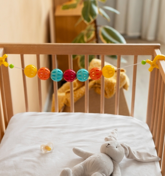 Bebê de 3 meses morre em abrigo de Várzea Grande; suspeita é de broncoaspiração