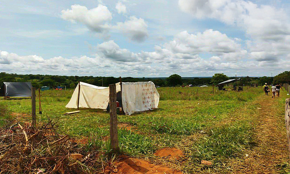 Justiça determina desocupação de área invadida em Rondonópolis