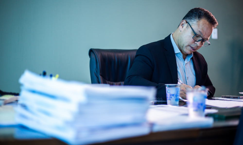 Prefeito sanciona lei que torna a Sexta-feira Santa feriado municipal em Rondonópolis