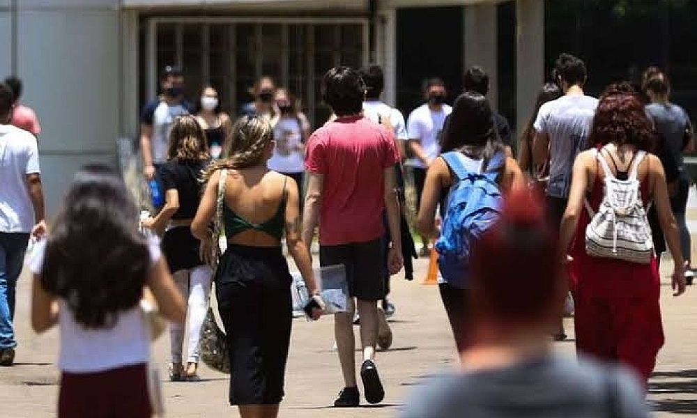 GERAÇÃO ‘NEM-NEM’: 5,4 MILHÕES DE JOVENS FORA DA ESCOLA E DO MERCADO DE TRABALHO