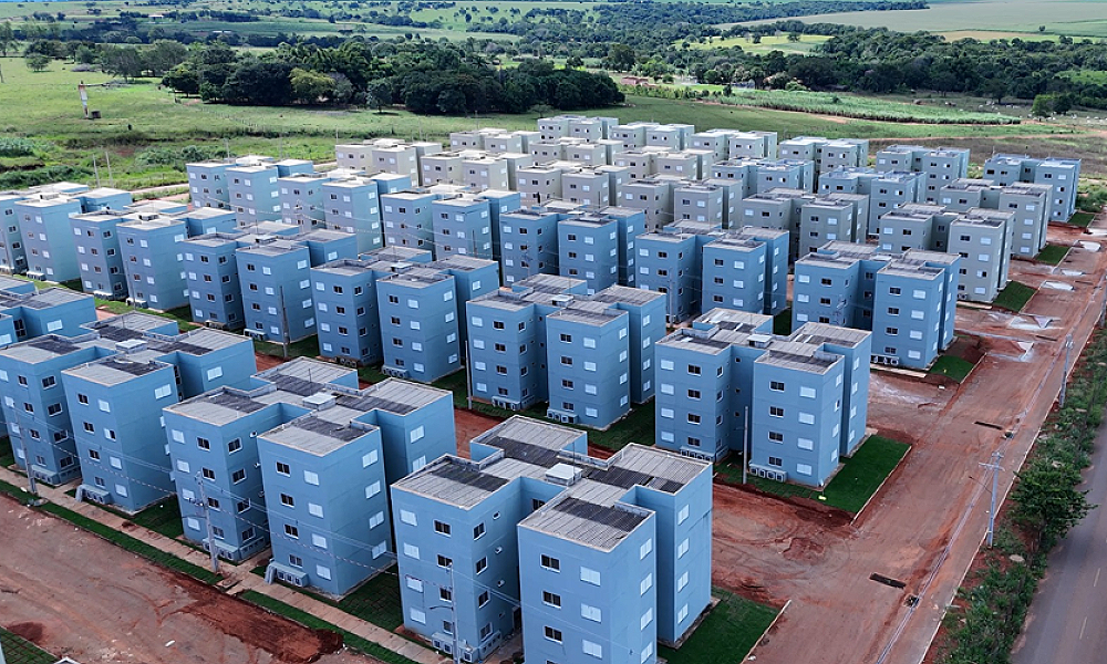 Secretaria de Habitação de Rondonópolis convoca mais de 350 candidatos do Residencial Celina Bezerra para regularização cadastral 