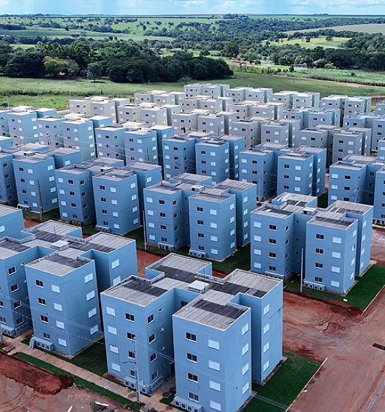Secretaria de Habitação de Rondonópolis convoca mais de 350 candidatos do Residencial Celina Bezerra para regularização cadastral 