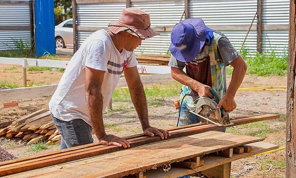 Mato Grosso aumenta geração de empregos formais e construção civil lidera