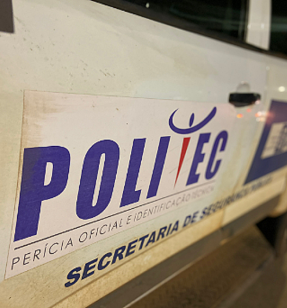 Motorista morre após perder controle de picape e cair em ribanceira em Pedra Preta