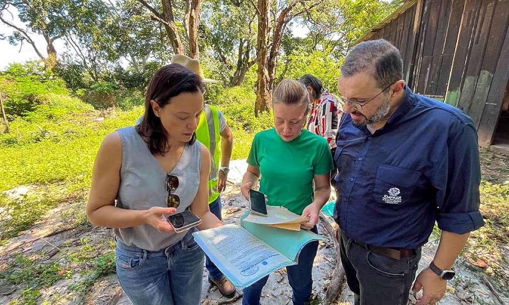 Prefeita de Várzea Grande visita área cedida pela Empaer onde será construído novo parque municipal
