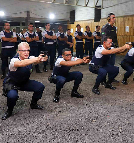 Alunos da Guarda Municipal participam de curso de armamento em Várzea Grande