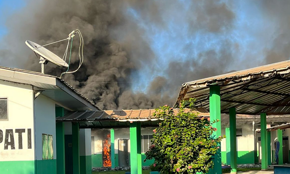 Incêndio atinge escola na zona rural de Sinop