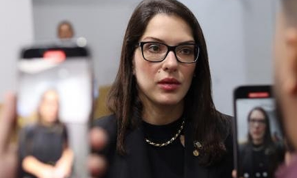 PL prevê demissão de feminicidas e agressores de mulheres em MT