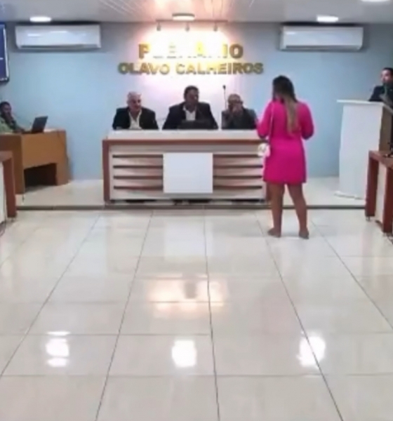 Sessão da Câmara Municipal de Murici é Interrompida por Mulher Grávida Exigindo Reconhecimento de Paternidade