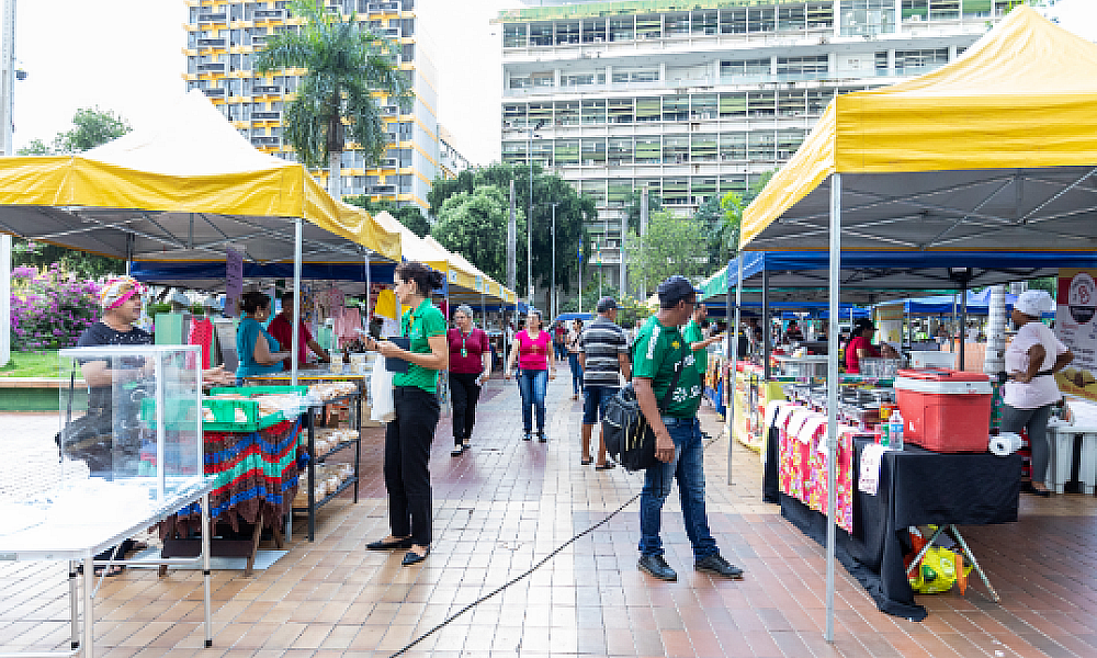 Praça Alencastro recebe 5º edição da Feira da Agricultura Familiar
