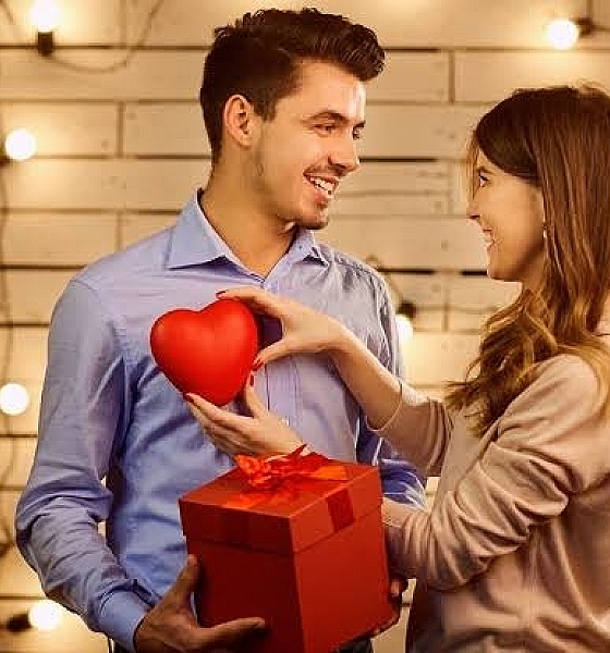 O Dia dos Namorados no Brasil: Uma Data Criada para Apaixonar e Vender