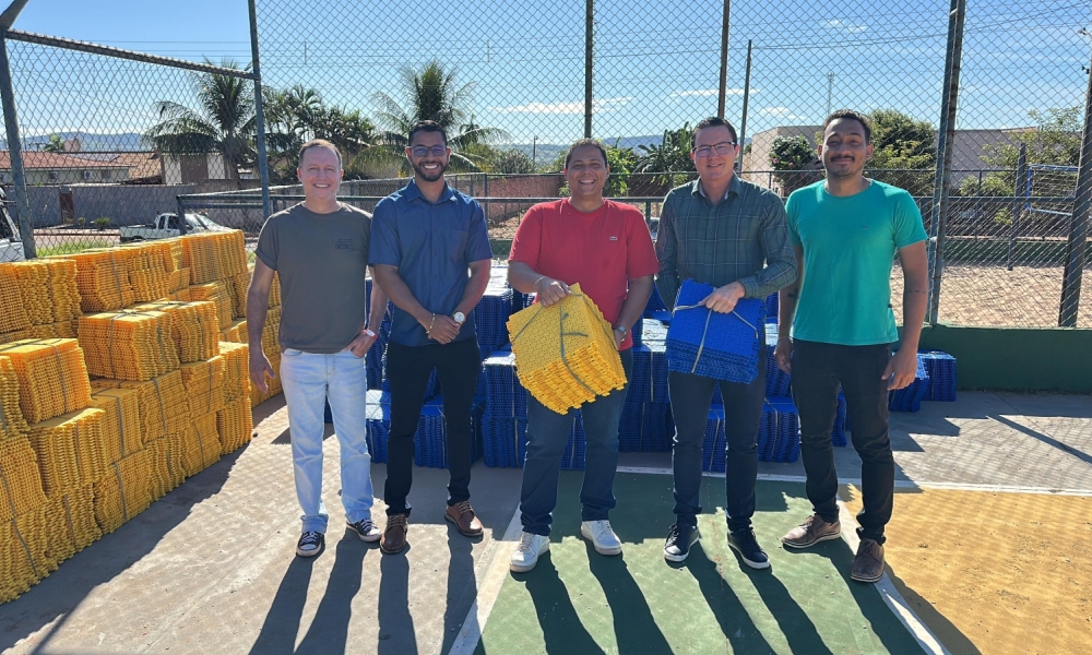 Juscimeira investe no futuro do esporte com nova quadra poliesportiva