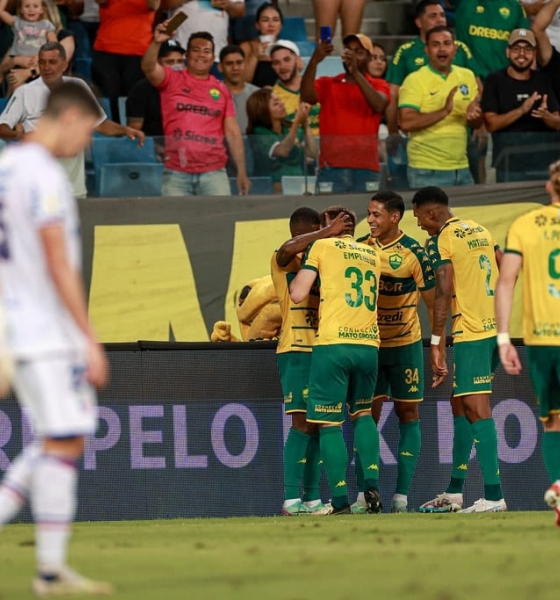 Cuiabá aplica goleada no Fortaleza e deixa o Z4 do Brasileirão