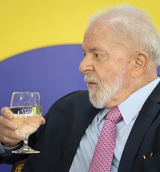 Lula compra antipsicóticos e antidepressivos para a Presidência