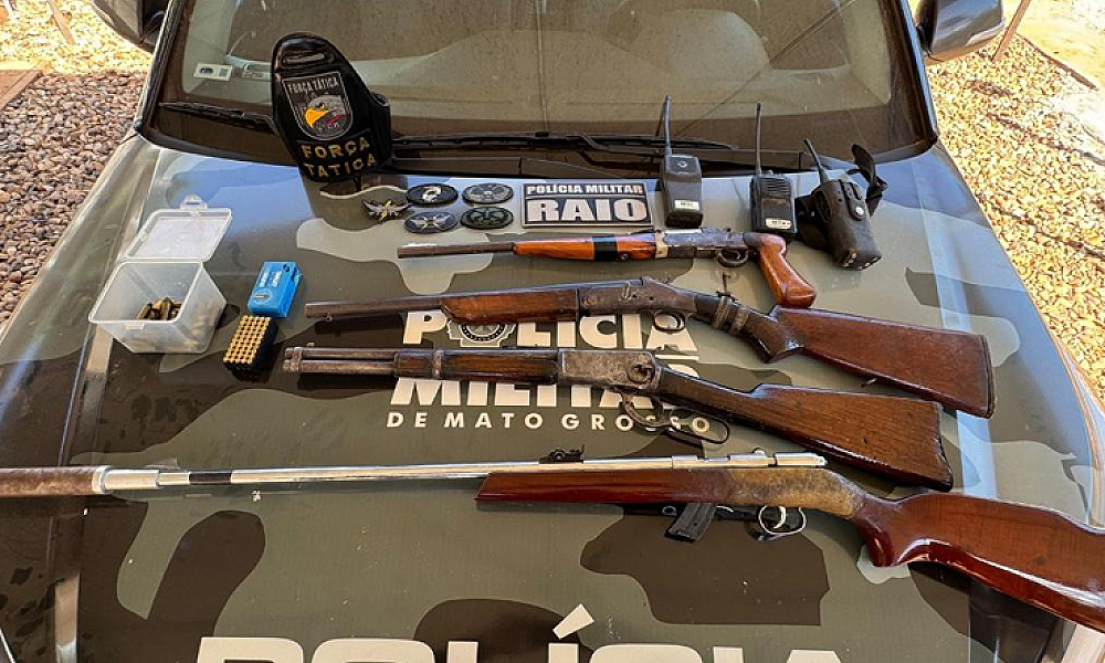 Homem é preso com armas e rádios comunicadores escondidos em poço em Rondonópolis