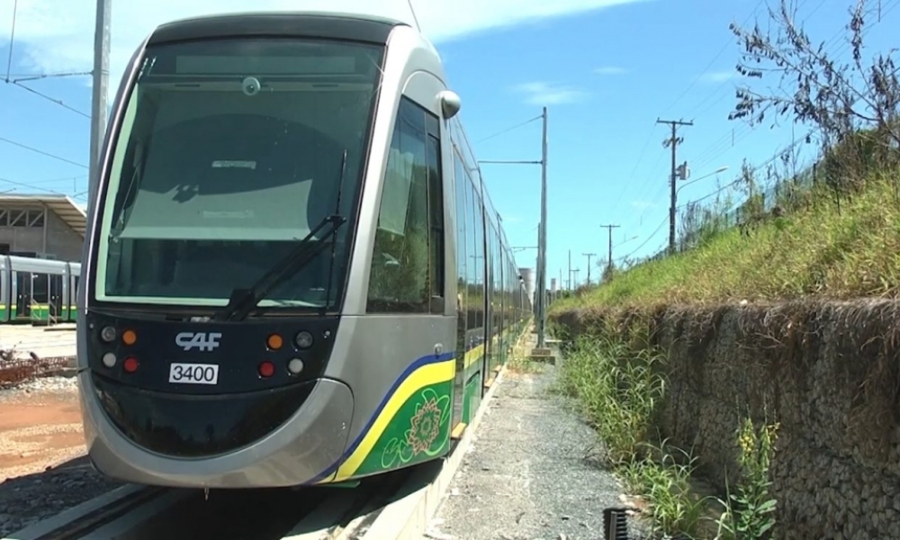 Mauro avalia como ‘negócio que caiu do céu’ venda do VLT para governo da Bahia
