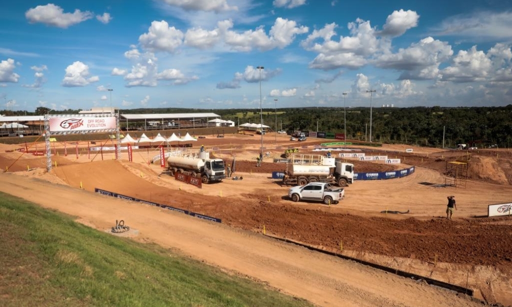 Parceria entre Secel e Semob garante linha especial de ônibus para Campeonato de Motocross no Parque Novo Mato Grosso