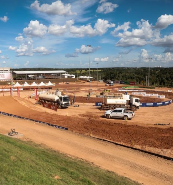 Parceria entre Secel e Semob garante linha especial de ônibus para Campeonato de Motocross no Parque Novo Mato Grosso