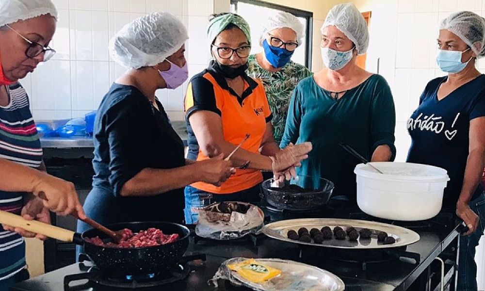 Prefeitura de Rondonópolis oferece 120 vagas em cursos gratuitos de culinária, estética e informática para inscritos no CadÚnico