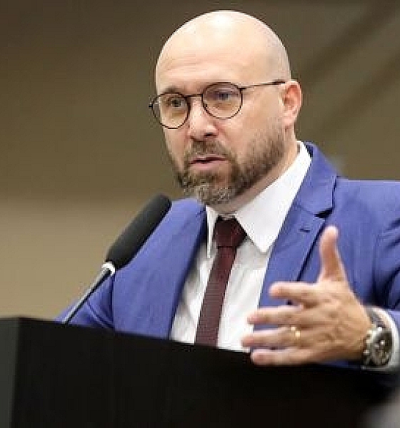 Beto se diz apto a ocupar cargo e nega atrito com Janaina