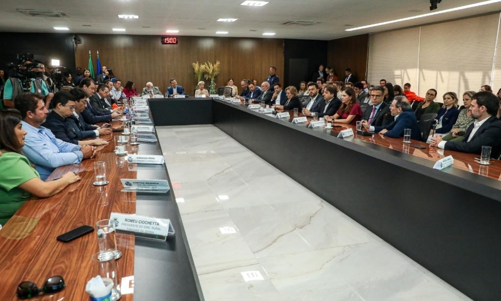 Governo de MT firma parcerias para ampliar regularização ambiental de imóveis rurais