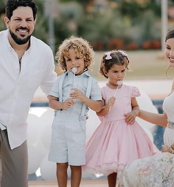 Nasce Angelina e Zion, filhos gêmeos de Biah Rodrigues e Sorocaba