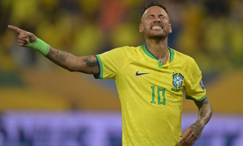 Em contra-ataque da Venezuela, Bello faz golaço, empata e Brasil perde a liderança do grupo