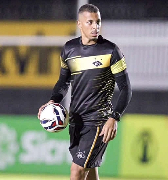 Profissional do Mixto denuncia racismo: 'Atacaram minha identidade'  