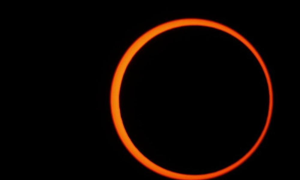 Alerta de riscos oculares: eclipse anular deste sábado exige cautela extrema