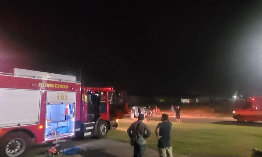 Colisão entre carros deixa duas pessoas feridas no bairro Jardim Europa, em Sinop