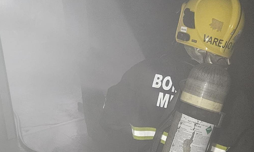 Incêndio em residência é controlado pelo Corpo de Bombeiros em Lucas do Rio Verde