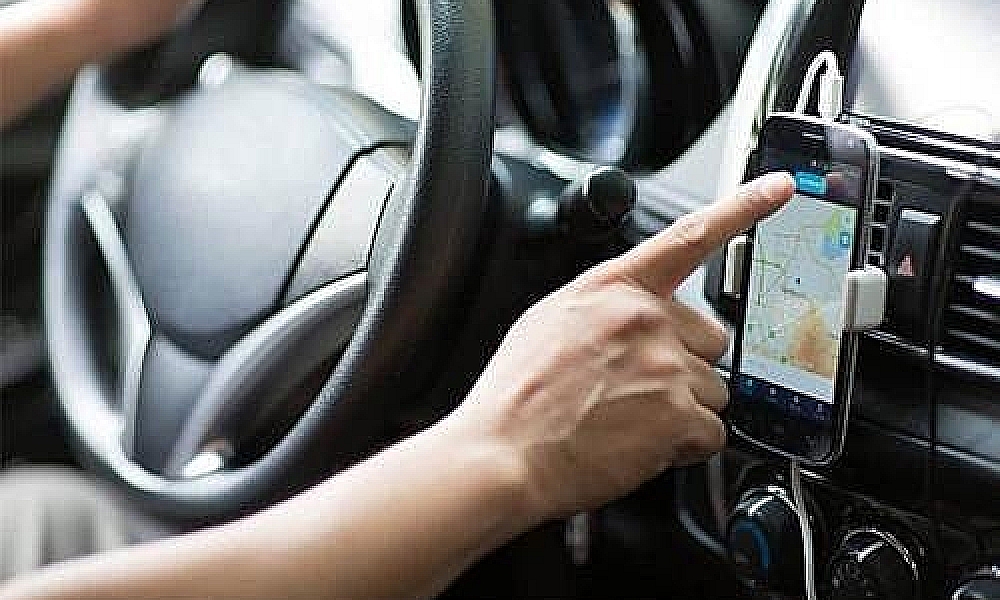 Empresa de transporte por aplicativo é condenada a pagar mais de R$ 18 mil a motorista impedido de trabalhar