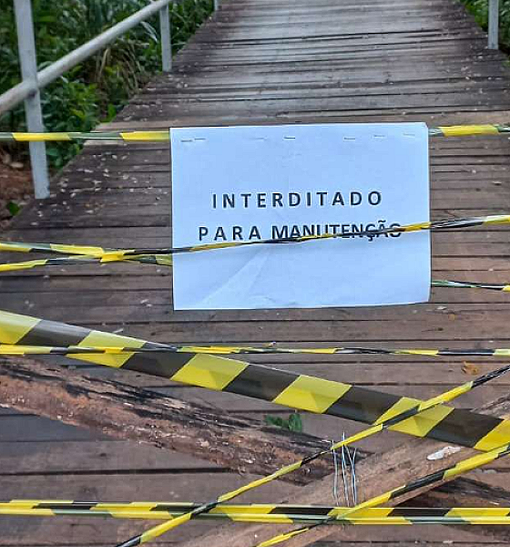 Prefeitura de Várzea Grande interdita passarela do Parque Flor do Ypê por risco estrutural