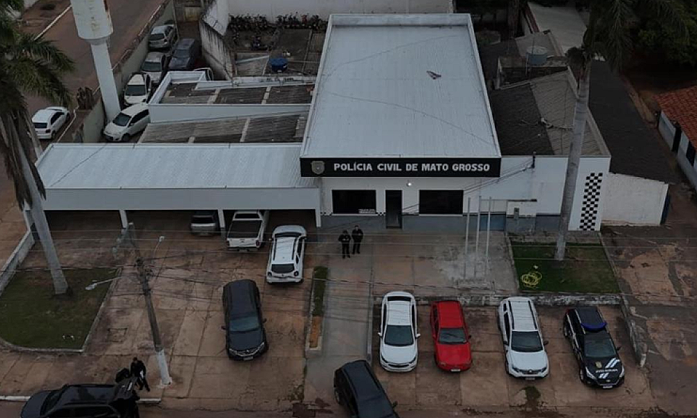 Facção que extorquia comerciantes e vendia cigarros ilegais é alvo de operação em MT