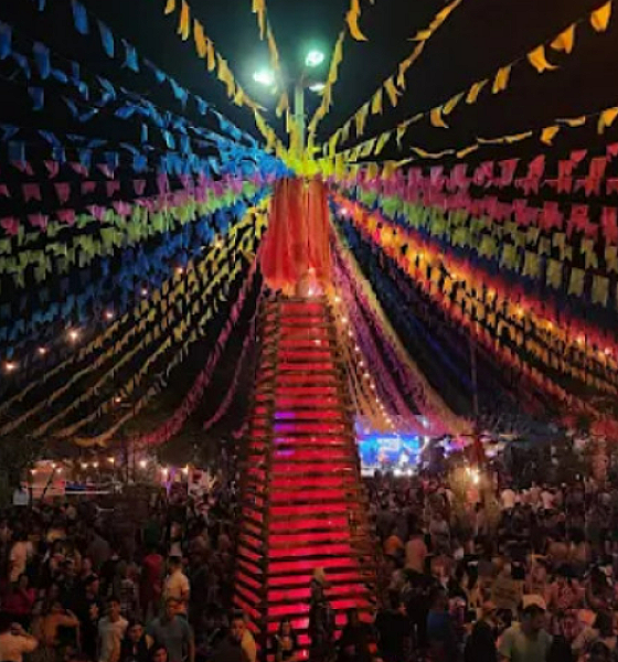 Homem causa confusão, agride mulher e danifica barraca em festa de Cuiabá