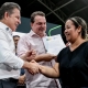 Governo de MT pe fim  espera de 20 anos e entrega ttulos definitivos para moradores do Residencial 8 de Maro