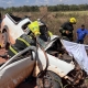 Bombeiros retiram vtima presa s ferragens de veculo aps grave acidente na MT-473