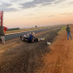 Corpo de Bombeiros socorre motociclista ferido em acidente com carreta
