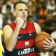 �dolo do basquete, Oscar Schmidt � homenageado com camisa 14 aposentada no Flamengo
