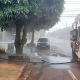 Bombeiros controlam incndio em lanchonete no Centro de Campo Verde