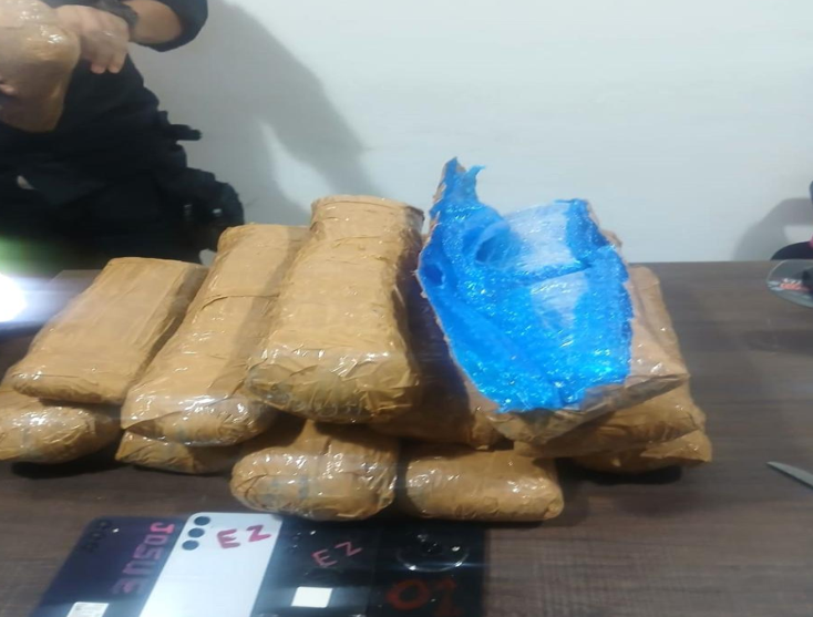 A��o ostensiva da Pol�cia Penal impede que 29 celulares cheguem a presos na Penitenci�ria de Rondon�polis